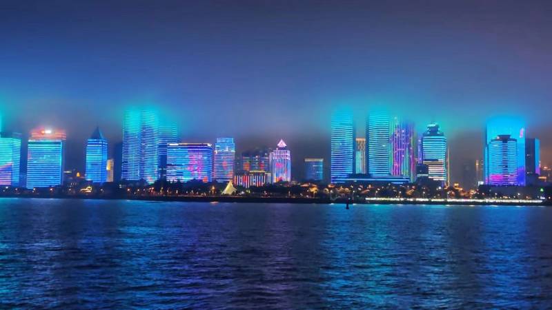 2025青岛灯光秀时间（最新）