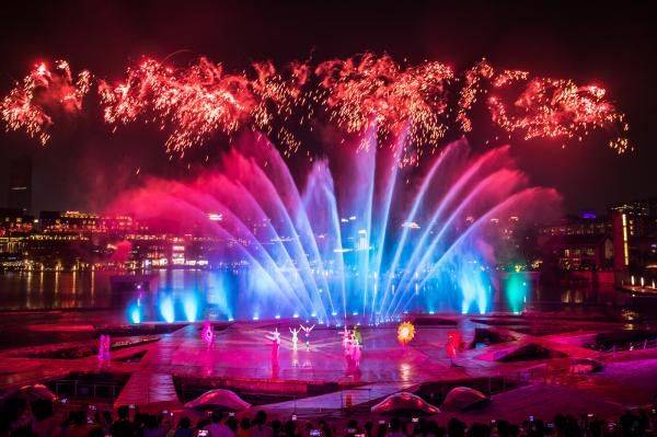 2025深圳欢乐海岸水秀剧场春节活动时间+门票+内容